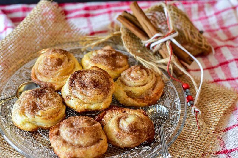 I’ve made many variations of that cinnamon roll recipe since, but I stick to using Ceylon cinnamon for the best taste and a little bit healthier result. 