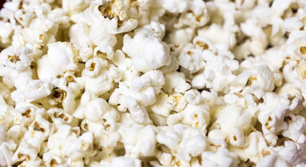 5 Delicious & Healthy Alternatives To Popcorn Salt TheWellthieone