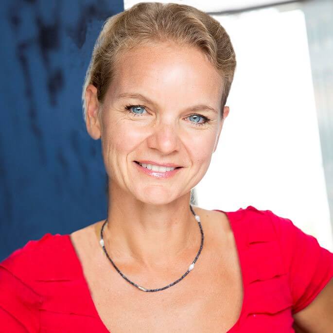 Andrea Bain The Wellthieone Profile Picture