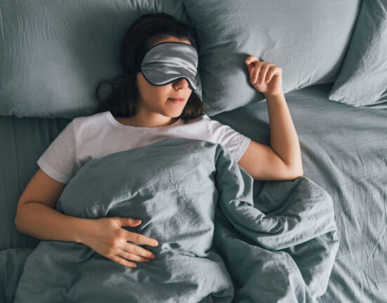 Get a Better Sleep Tonight With A Quality Weighted Blanket, We Found the 3 Best Ones For You