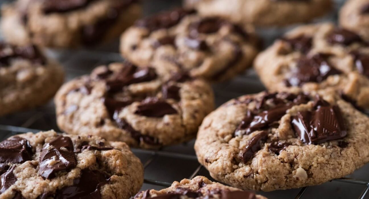Have You Had Your Dark Choco Cookie Fix Today? You Will Want to Try These!