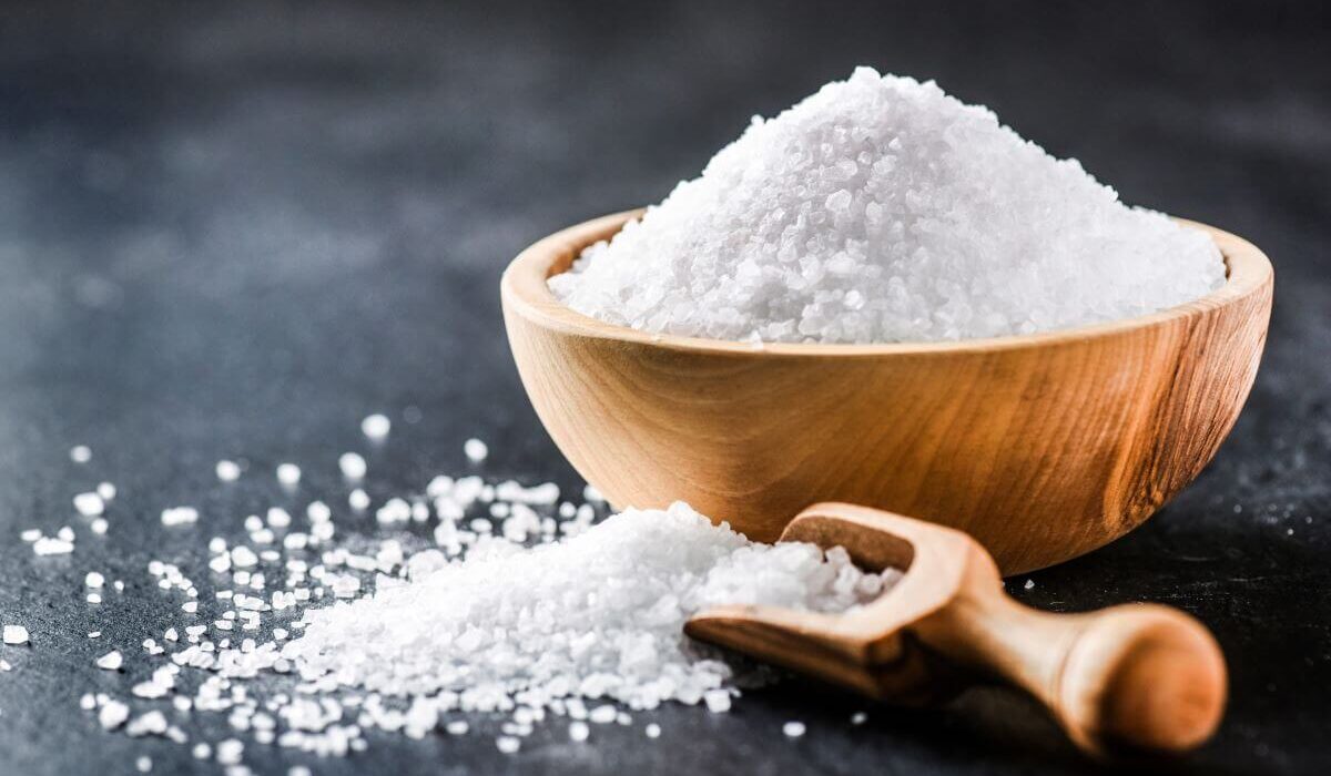 Non-Iodized Sea Salt vs Iodized Table Salt, What Is the Difference Health-wise?
