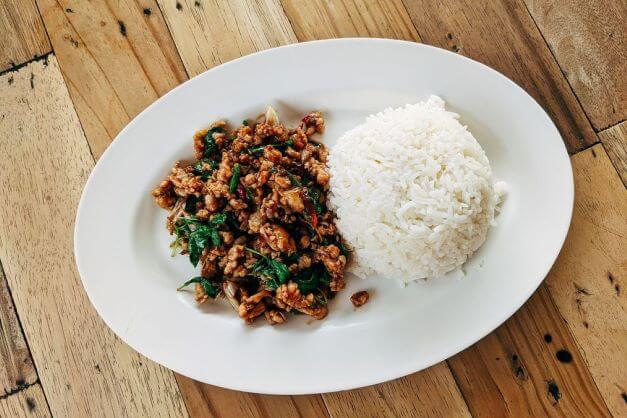Thai Chicken stir fry with basil and white steamed rice TheWellthieone