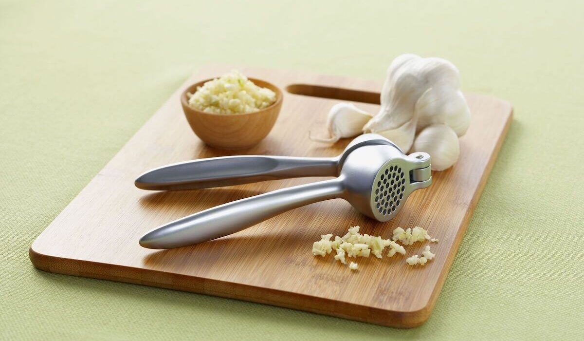Uplevel Your Inner Chef With A Good Garlic Press, We Found the 3 Best on Amazon!