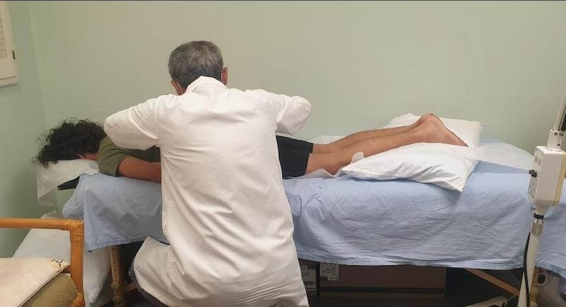 To the correct meridian pathways, an acupuncturist will ask specific questions about the pain, its location, and any movements that cause discomfort. Based on this data, the needles will be placed accordingly. 