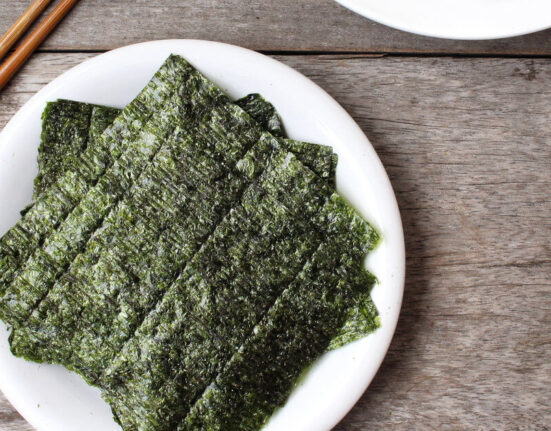 10 Exceptional Healthy Reasons to Eat Seaweed Chips and Snacks