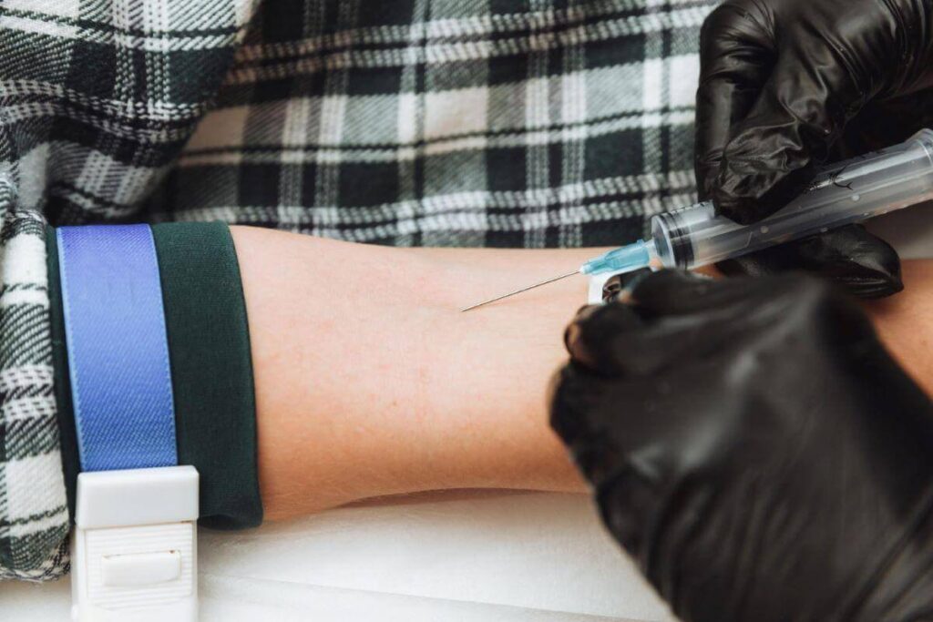 Many people do not have visible veins to draw from, which makes drawing blood very difficult.  Many attempts lead to injury.  A vein finder device greatly assists the process of drawing blood.
