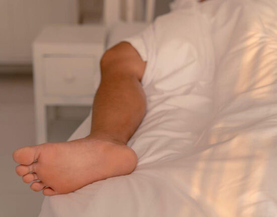 How Can Copper Compression Socks Help With RLS? Get A Better Sleep Tonight! Thewellthieone