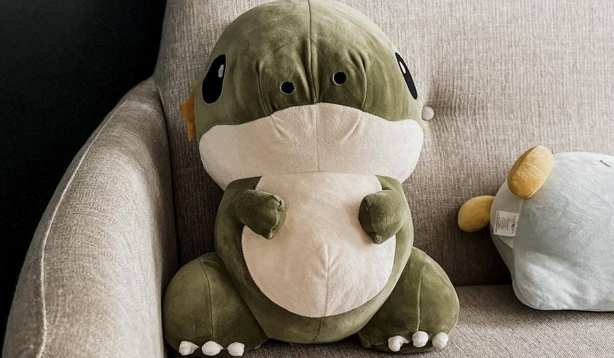 4 Weighted Stuffed Animals That Will Help Your Child Relax - The Weighted Dinosaur Is Tops! Thewellthieone