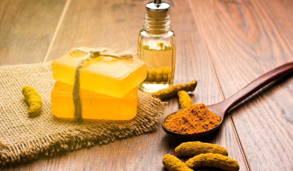 8 Skin Conditions that Can Be Healed With the Magic of Turmeric Soap TheWellthieone