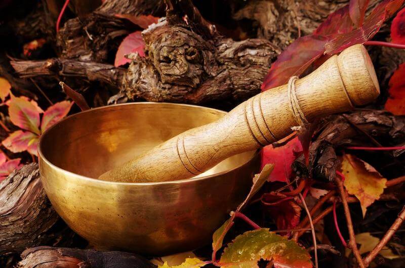 Copper singing bowls are used India and surrounding countries for healing pain, bring muscle regeneration, relieve joint pain, sciatica, injuries, and improve circulation.   They produce a healing frequency.