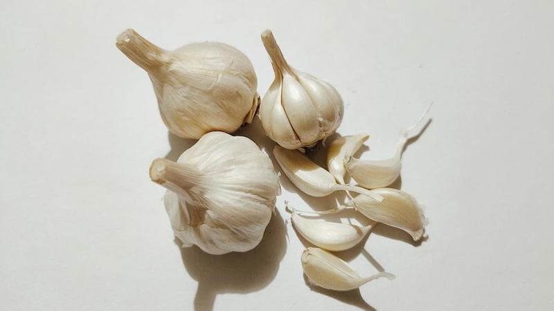 There are excellent garlic supplements on the market for when you have to be around others and you don’t want to smell like garlic, take a high quality garlic supplement. 