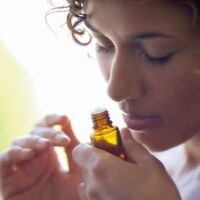 Stop Sniffling and Start Inhaling - The Benefits of An Essential Oil Inhaler - Thewellthieone
