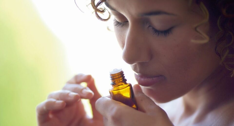 Stop Sniffling and Start Inhaling - The Benefits of An Essential Oil Inhaler - Thewellthieone
