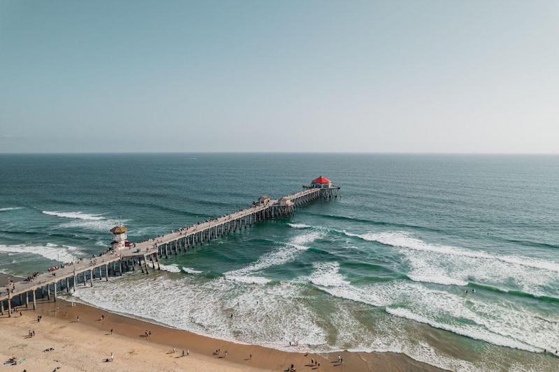 The famous Huntington Beach Pier, where the world’s surf competitions congregate all year round. 