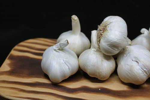 Garlic is antiparasitic and a very powerful ally at keeping parasites in check.