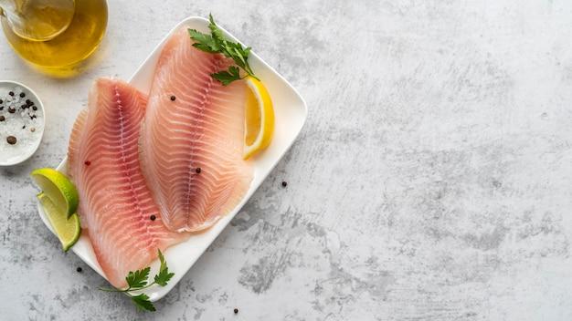 Whitefish like cod, mackerel or even tilapia will work well for fish paste. 