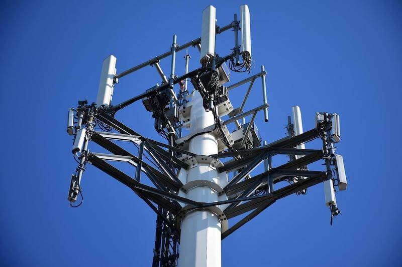 Men have reported that close proximity to cell towers and EMF radiation has caused ill health and ailments. 
