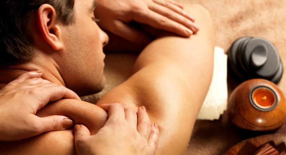 5 Perfect Gifts for Massage Therapists That Share the Relaxation! TheWellthieone