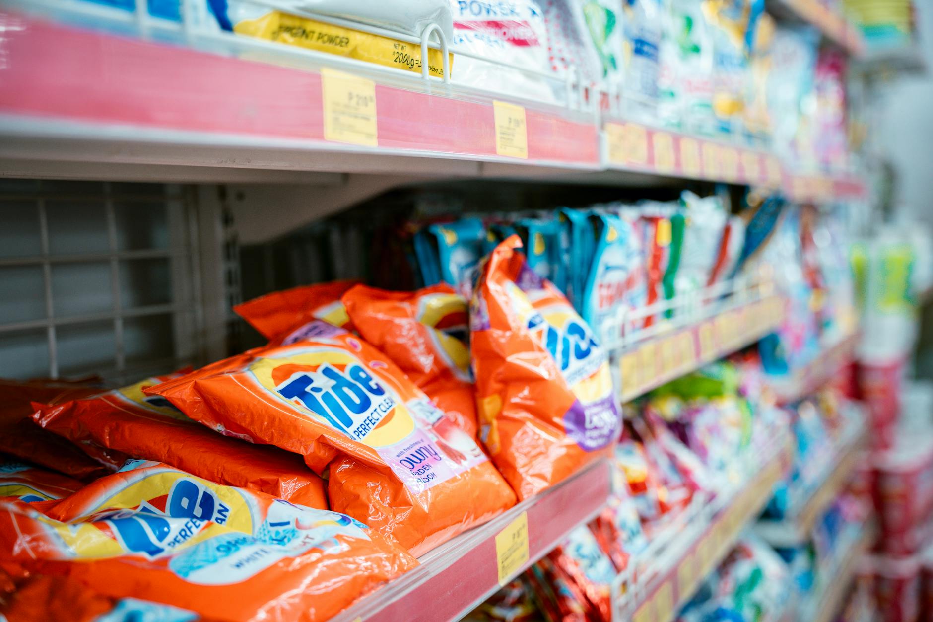 Conventional Detergent Ingredients for Non Toxic Laundry Detergent: The Complete Switch Guide (And Why Synthetic Fragrance Is Stressing Your Whole Family)