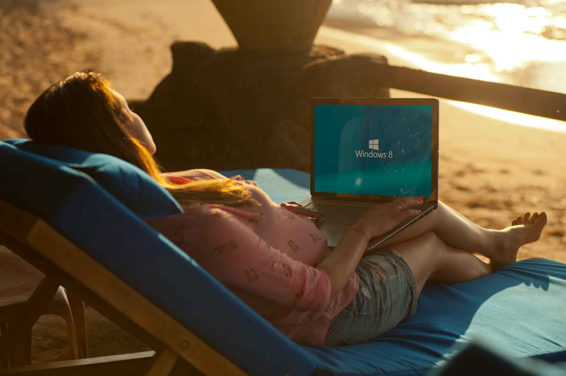 Screen Break Outdoors for My Eyes Always Feel Tired: 5 Causes Most Optometrists Miss