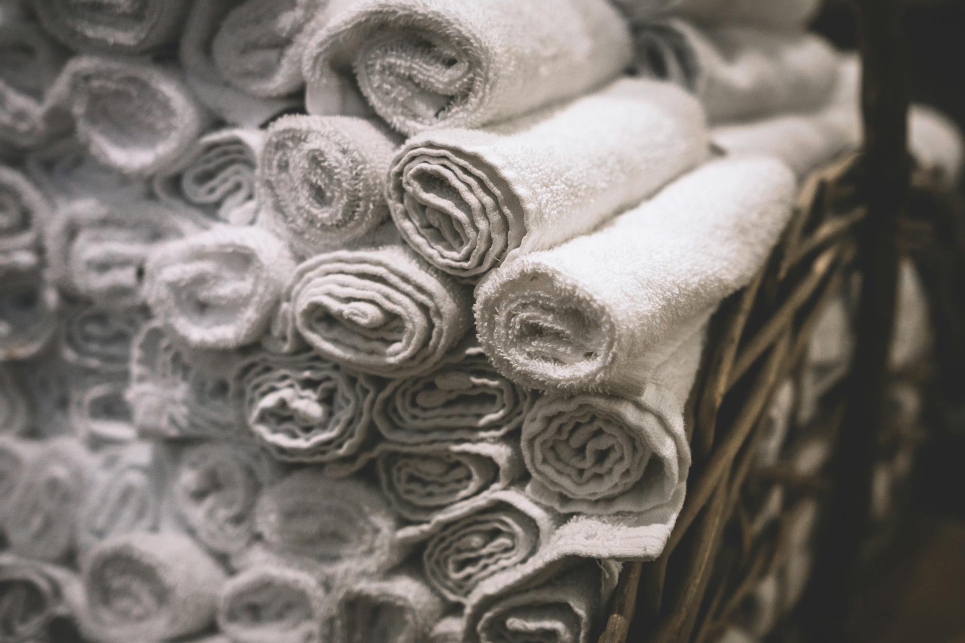 Fresh Clean Clothes Basket for Non Toxic Laundry Soap: Powder vs Liquid vs Sheets (My 3-Year Honest Test)