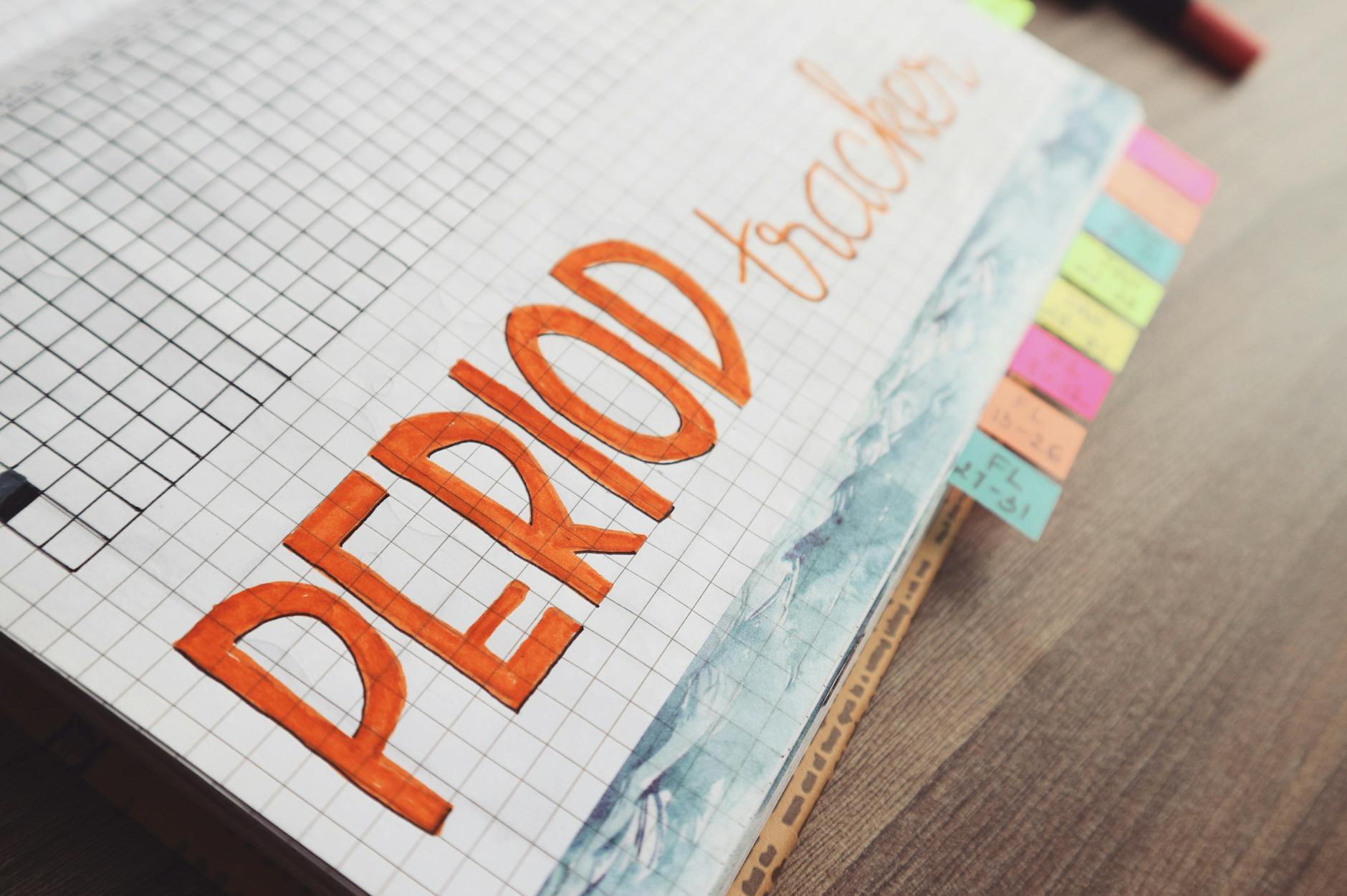 brain fog before period illustration