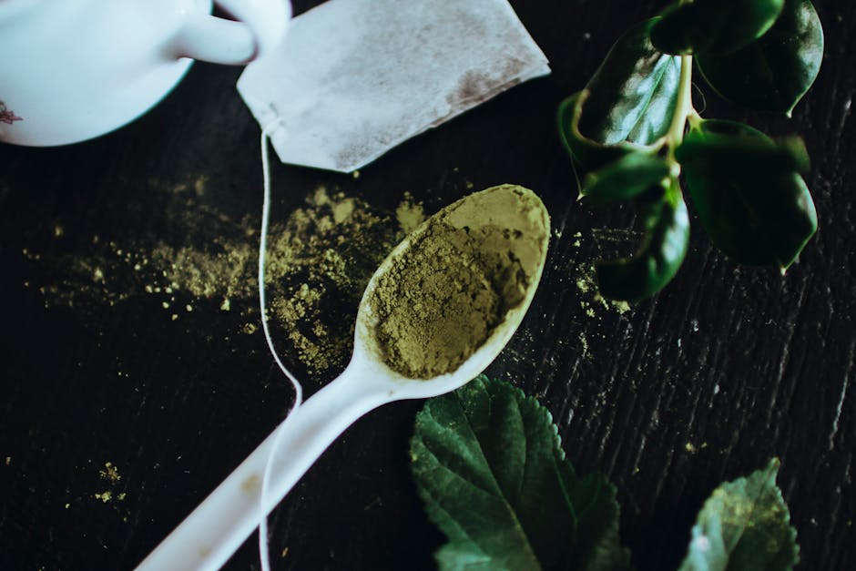 green tea bag cold compress for dark circles