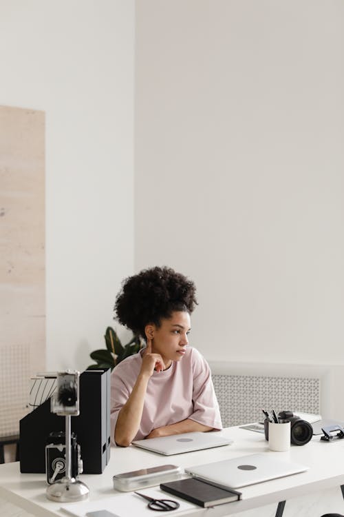 Reviewing past decision journal entries for clearer judgment