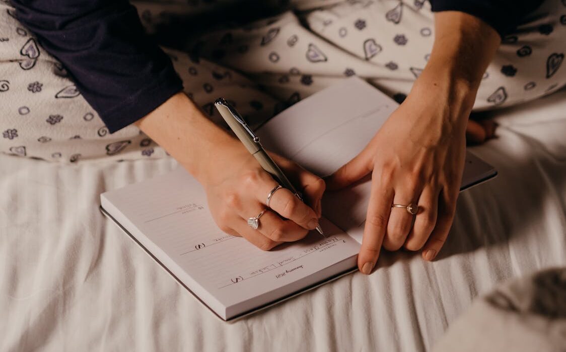 Evening routine planning and journaling for better mornings