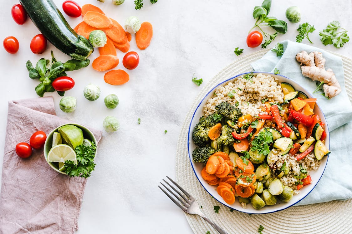Healthy foods that support maca root for hormonal balance