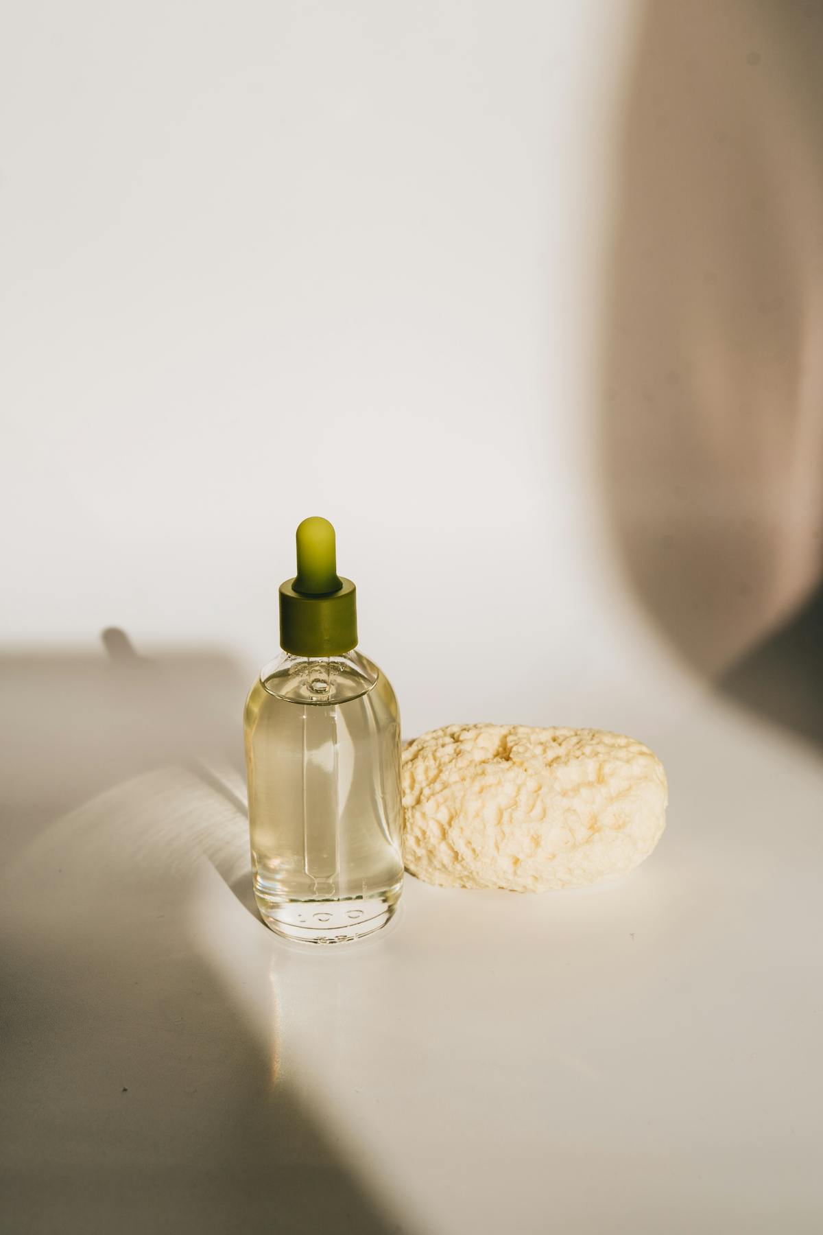 Organic castor oil bottle for castor oil pack for liver use