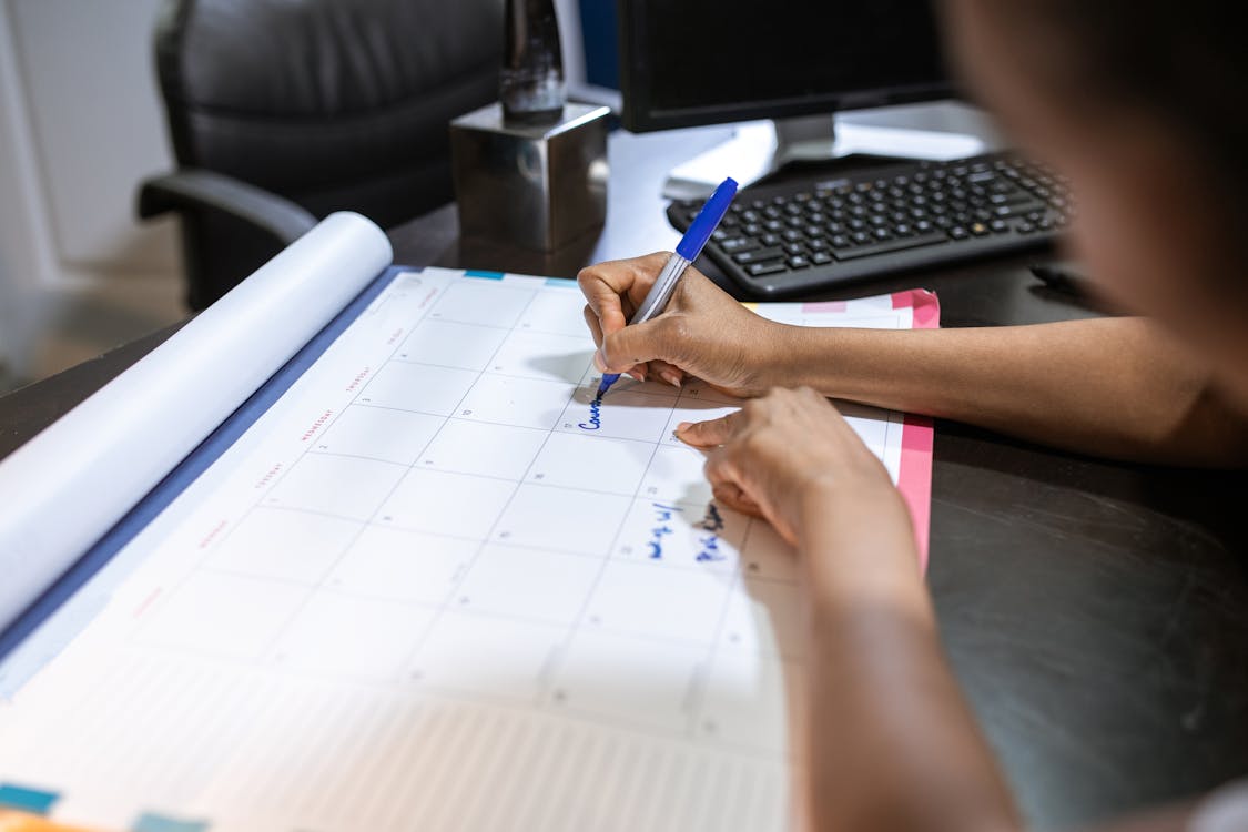 desk planning setup for daily 1-3-5 rule productivity